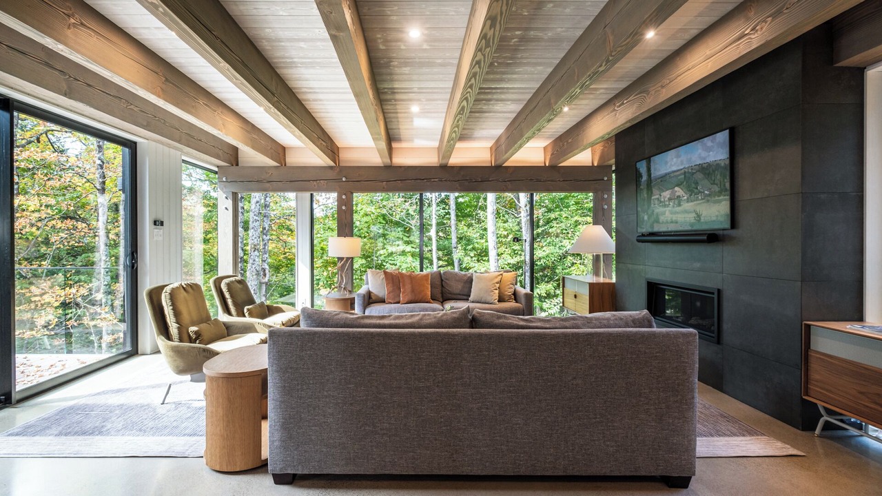 Photo of Livingroom in Mont-Tremblant
