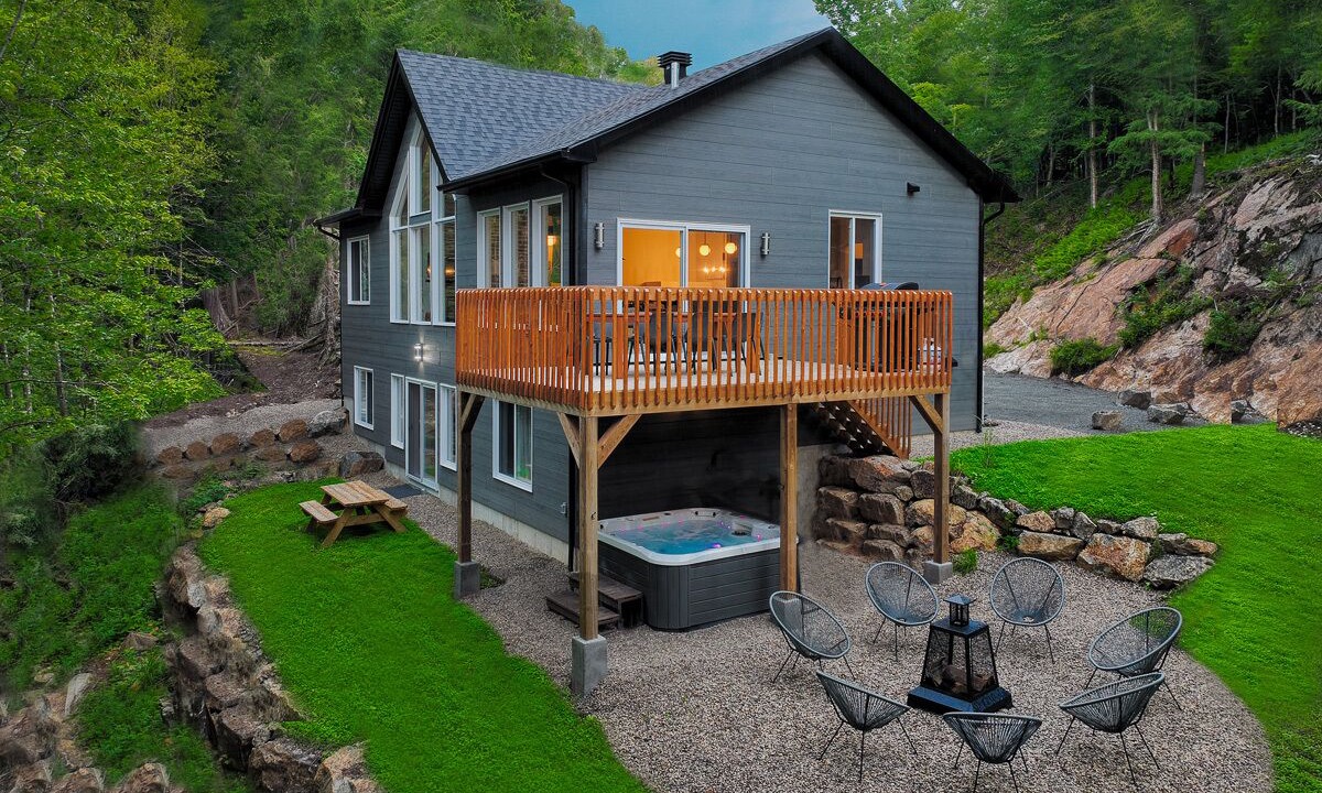 Photo of Patio Balcony in Mont-Tremblant