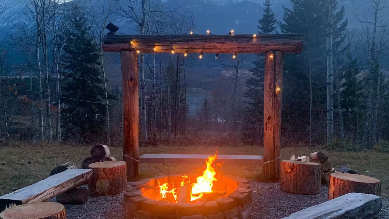 Photo of Outdoor in Golden
