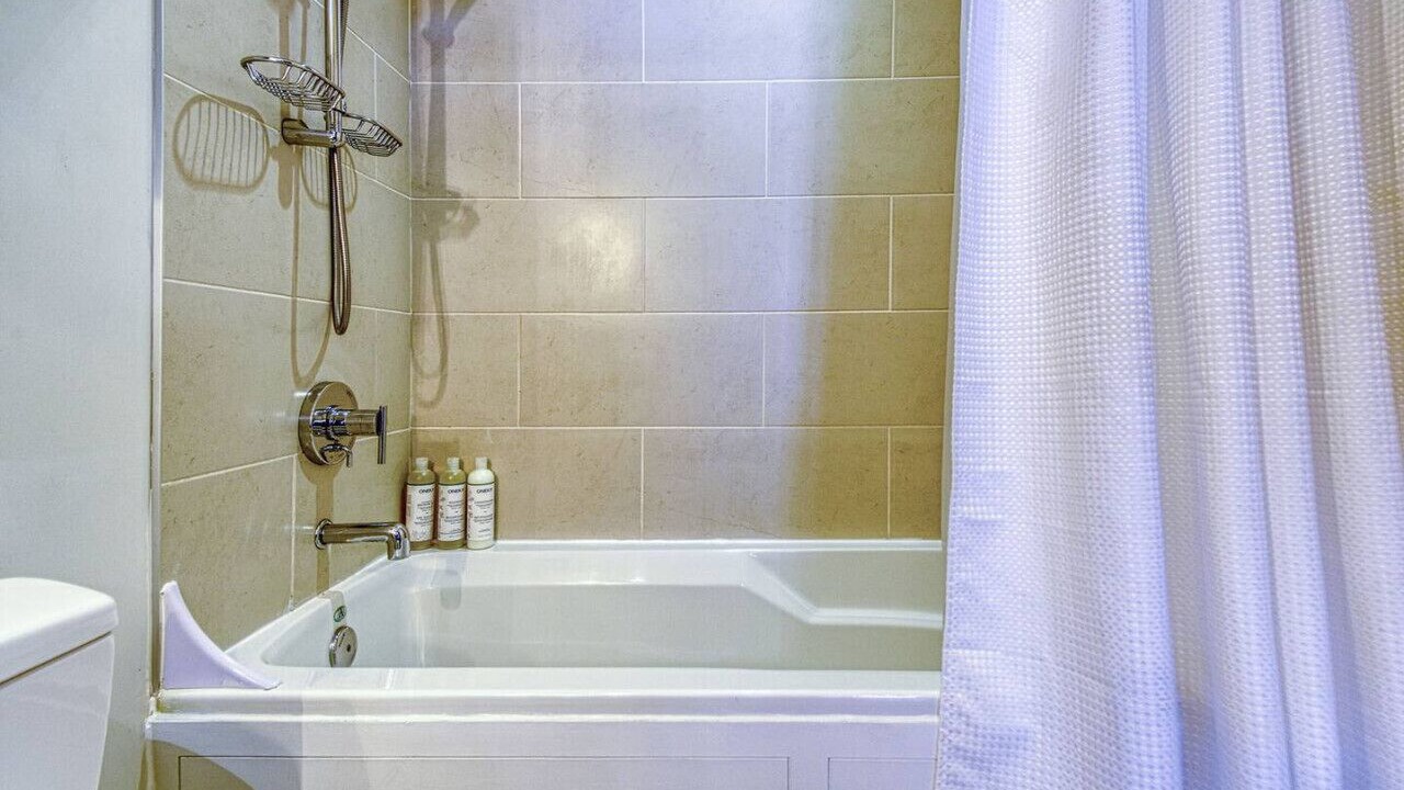 Photo of Bathroom in Versant Soleil