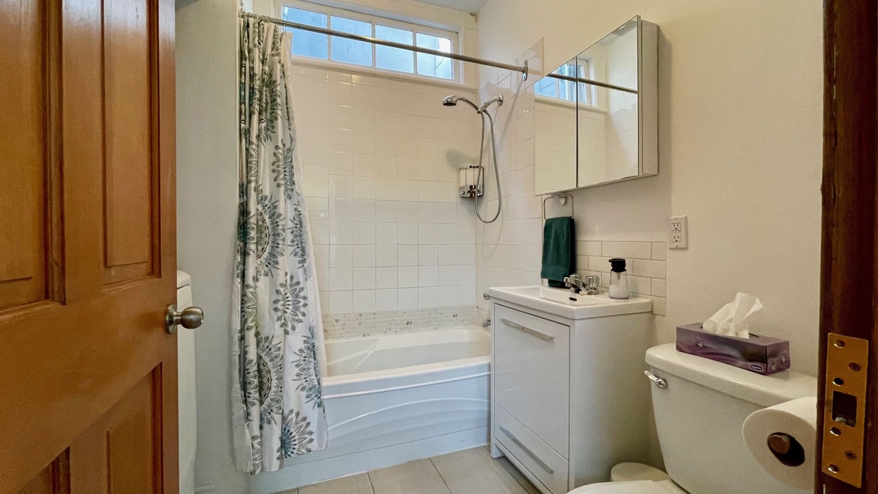 Photo of Bathroom in Saint-Simon