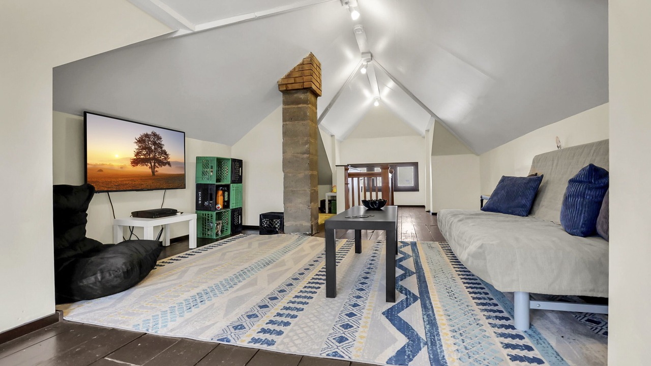 Photo of Livingroom in Niagara Falls