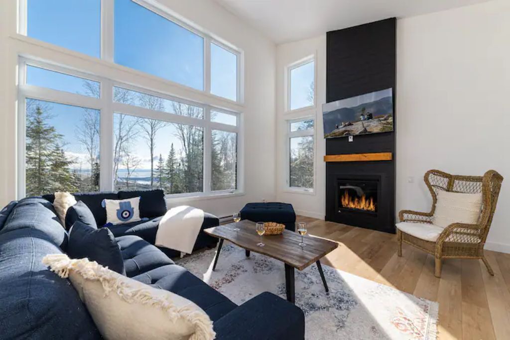 Photo of Livingroom in Les Eboulements