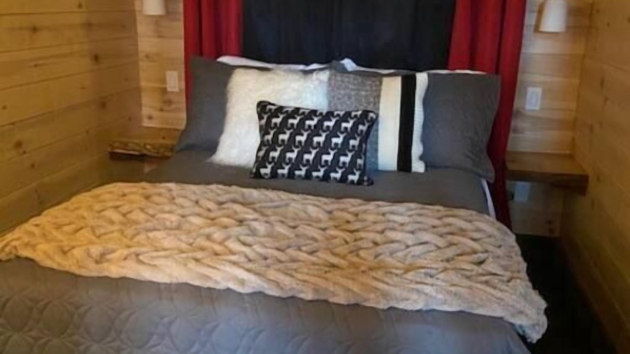 Photo of Bedroom in Lac-Simon
