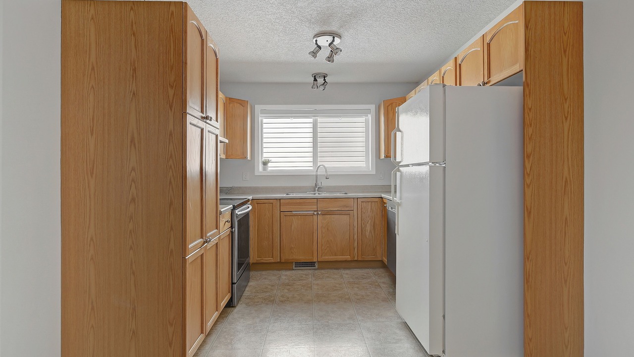 Photo of Kitchen in Grande Prairie