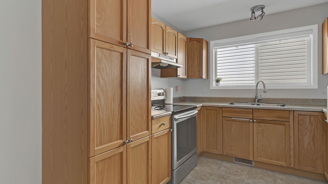 Photo of Kitchen in Grande Prairie