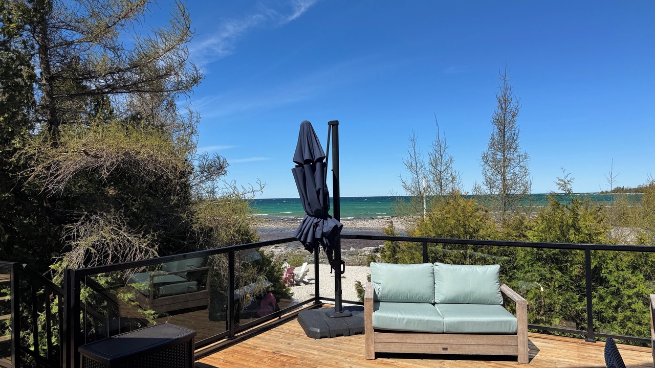 Photo of Patio Balcony in Northern Bruce Peninsula