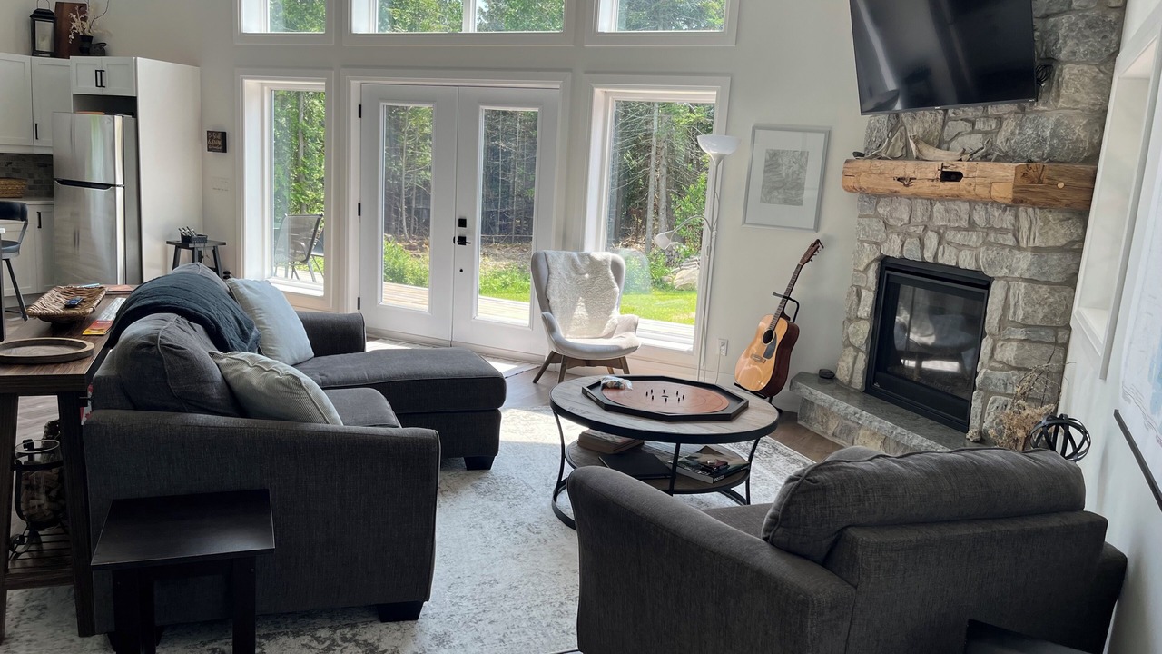 Photo of Livingroom in Tobermory
