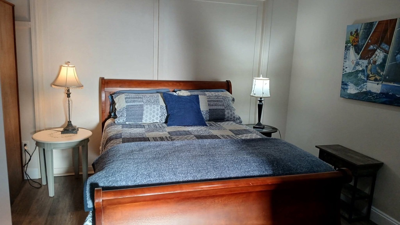 Photo of Bedroom in Cobble Hill