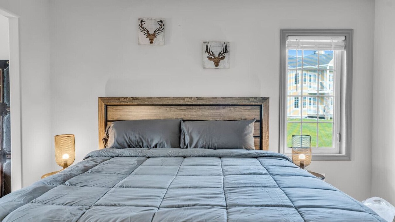 Photo of Bedroom in Oro-Medonte