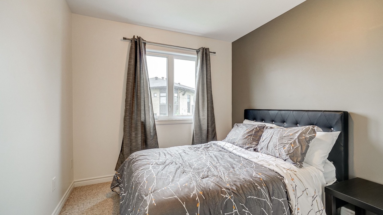 Photo of Bedroom in Plateau