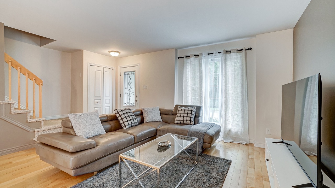 Photo of Livingroom in Plateau
