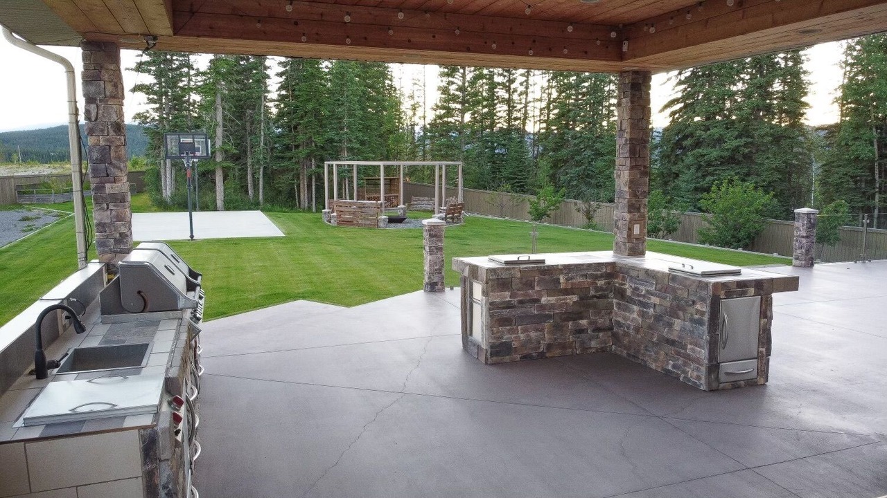 Photo of Patio Balcony in Hinton