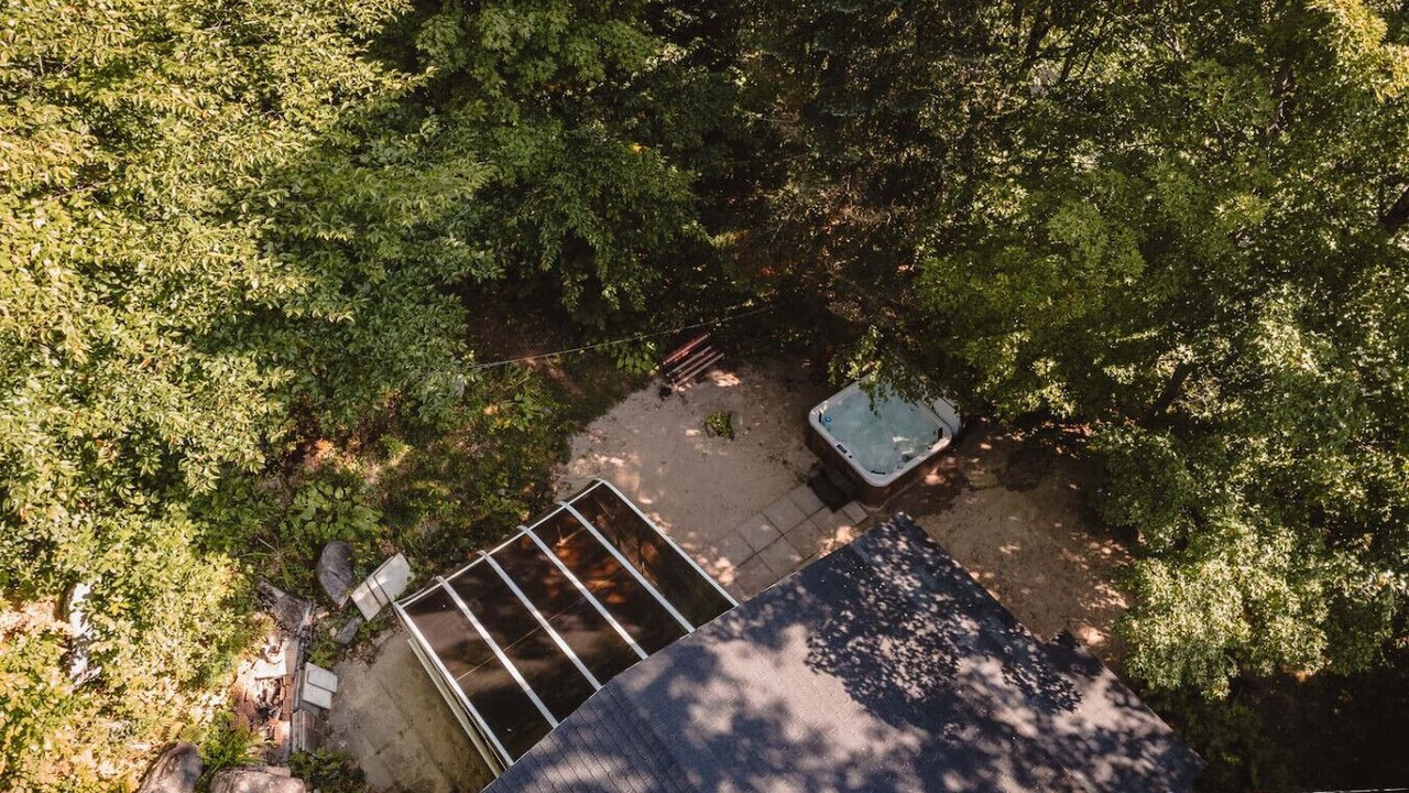 Photo of Outdoor in Chertsey