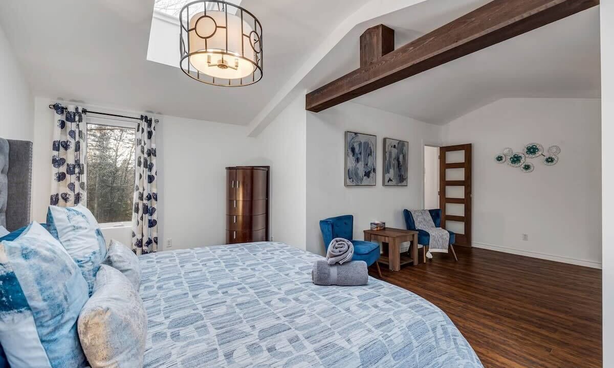 Photo of Bedroom in Stoneham