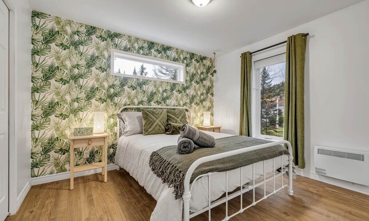 Photo of Bedroom in Stoneham