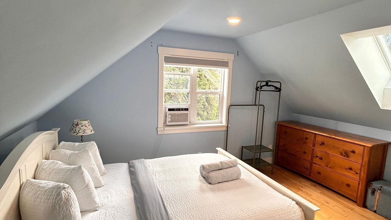 Photo of Bedroom in Golden