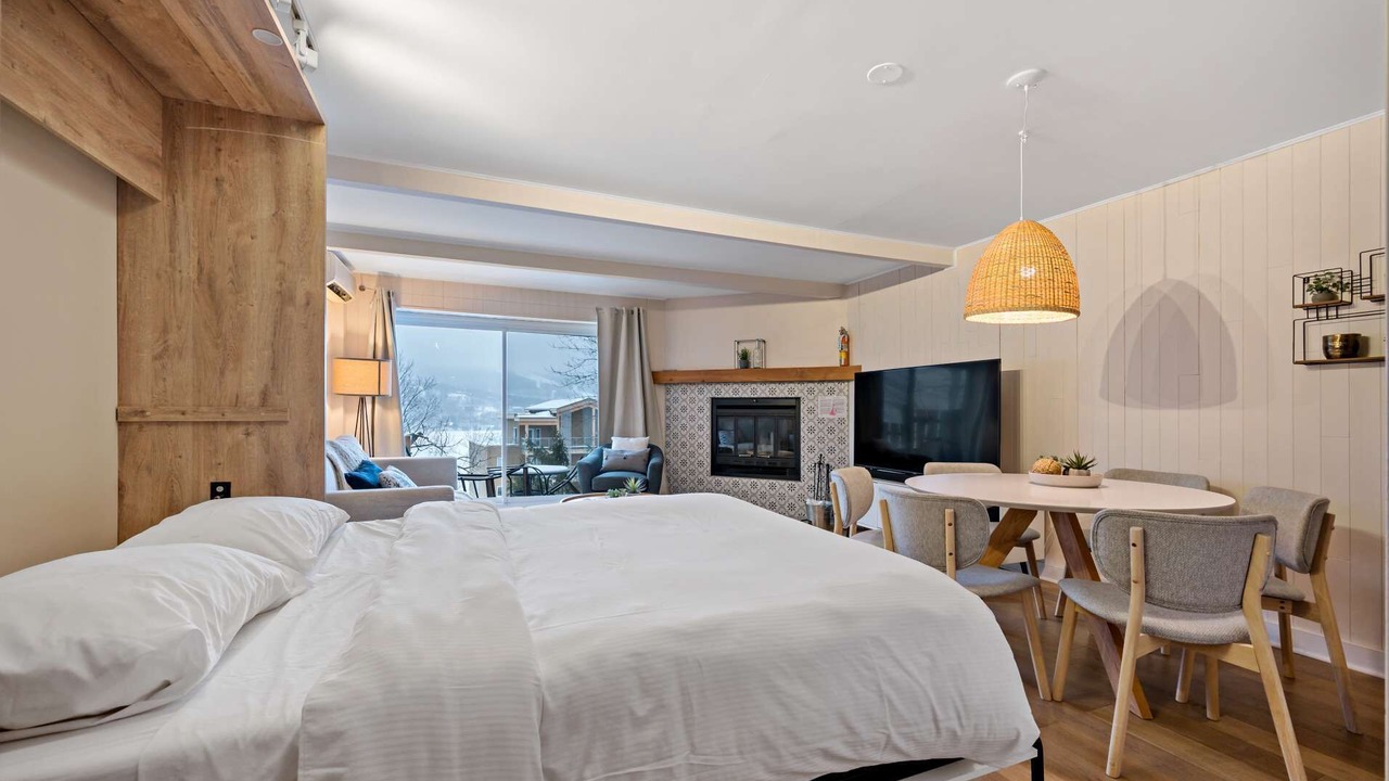 Photo of Bedroom in Mont-Tremblant