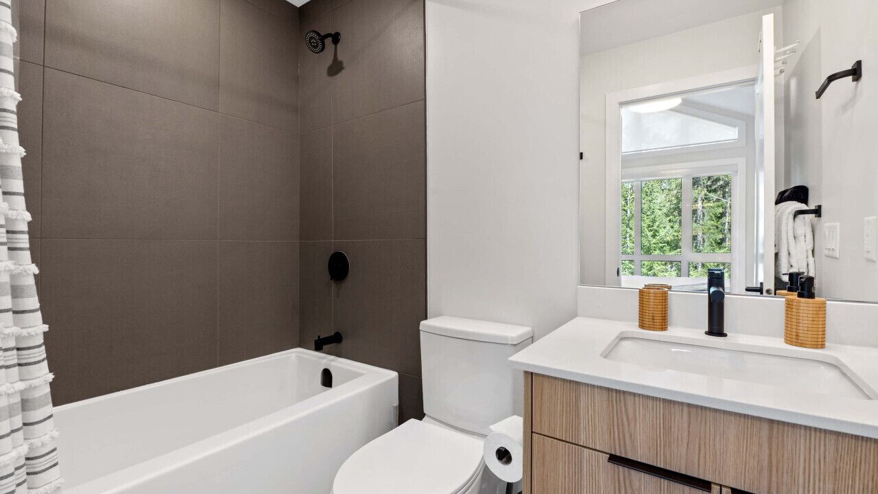 Photo of Bathroom in Panorama