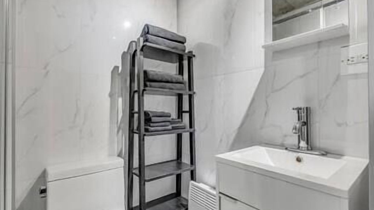 Photo of Bathroom in La Cite-Limoilou