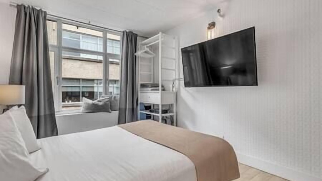 Photo of Bedroom in La Cite-Limoilou