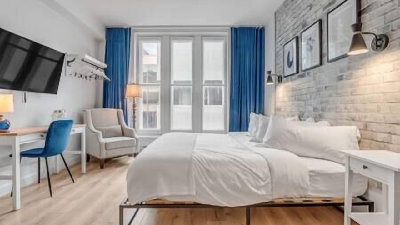 Photo of Bedroom in La Cite-Limoilou