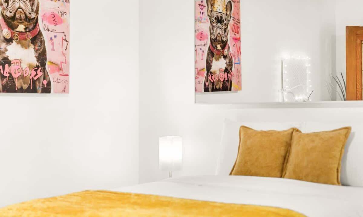 Photo of Bedroom in Rosemont-La Petite-Patrie