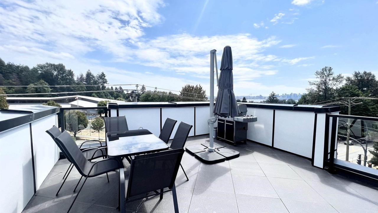 Photo of Outdoor in North Vancouver