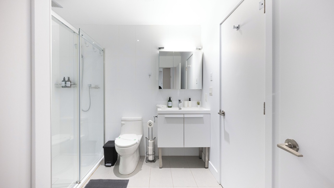Photo of Bathroom in Cite Multimedia