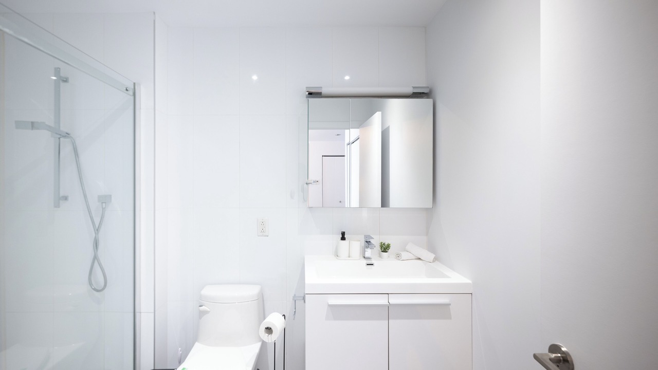 Photo of Bathroom in Cite Multimedia