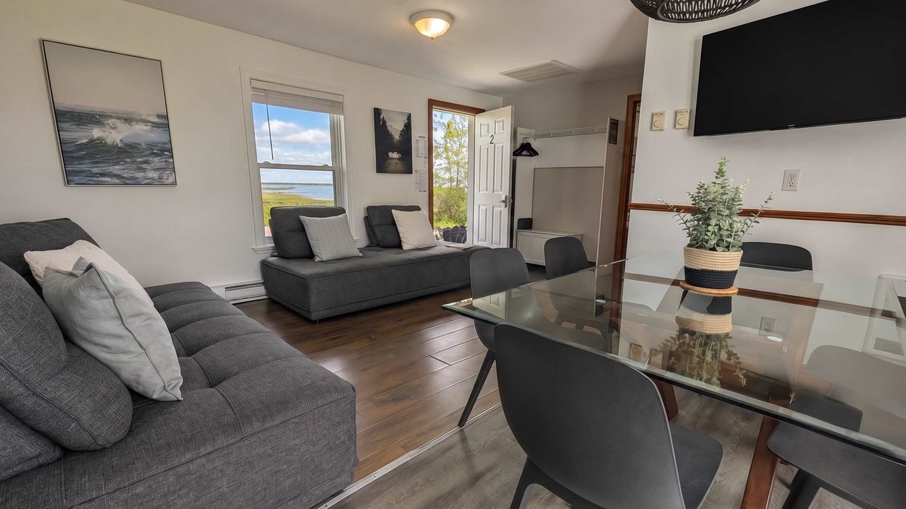 Photo of Livingroom in Ste Anne de Beaupre