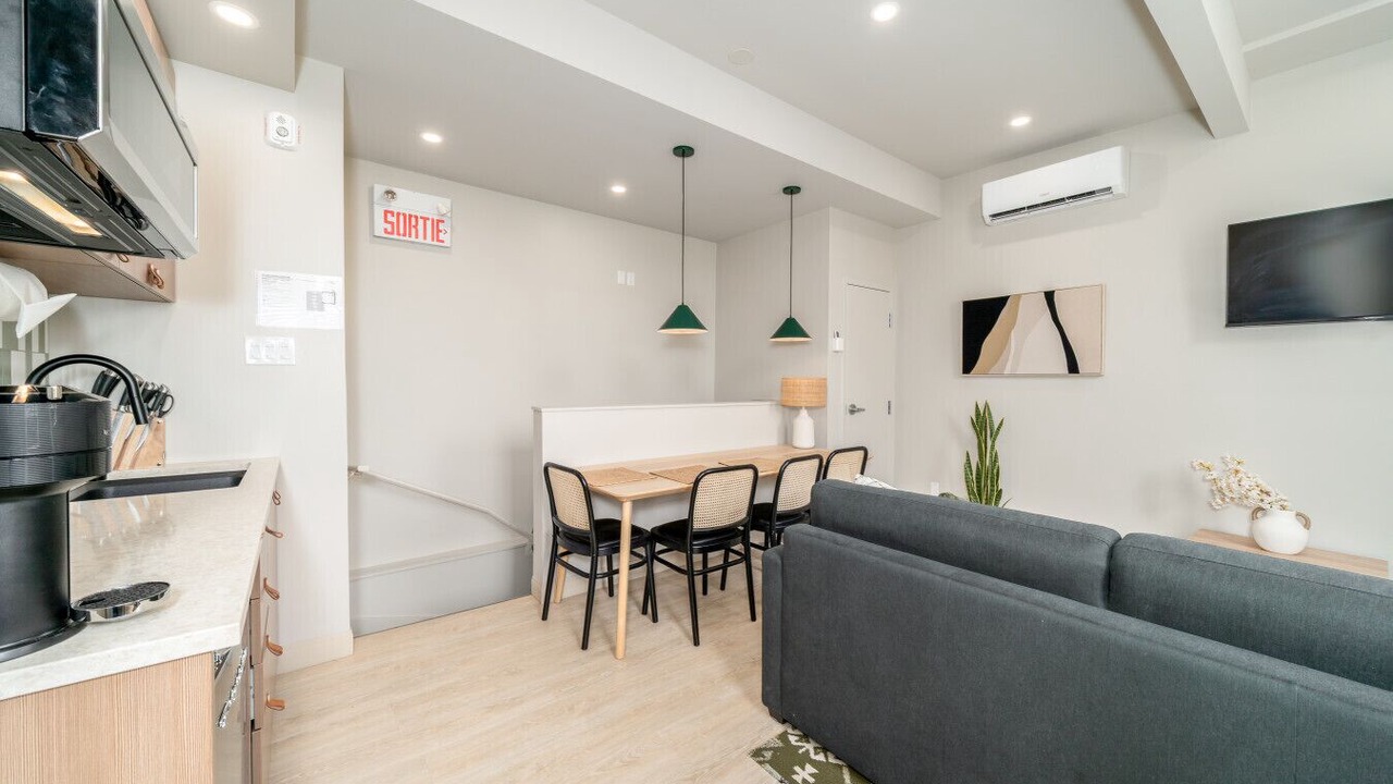 Photo of Livingroom in La Cite-Limoilou