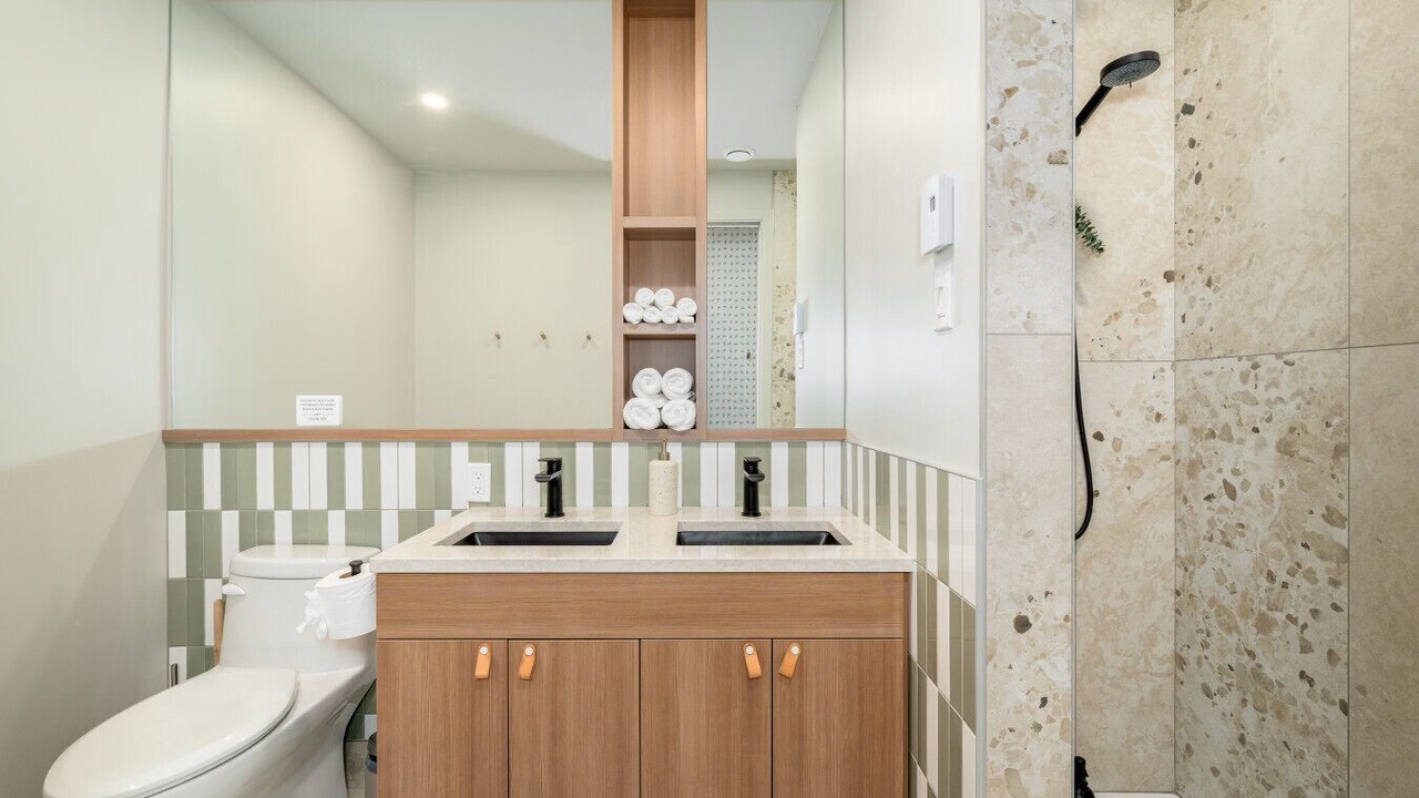 Photo of Bathroom in La Cite-Limoilou