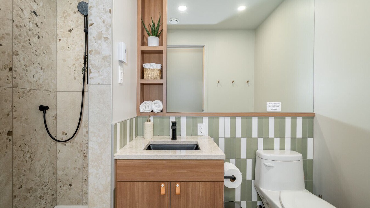 Photo of Bathroom in La Cite-Limoilou