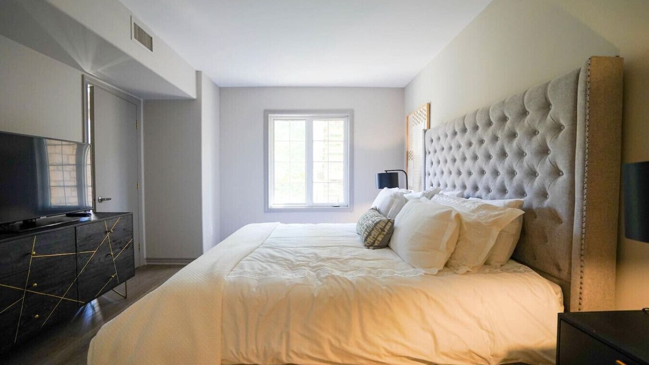 Photo of Bedroom in Oro-Medonte