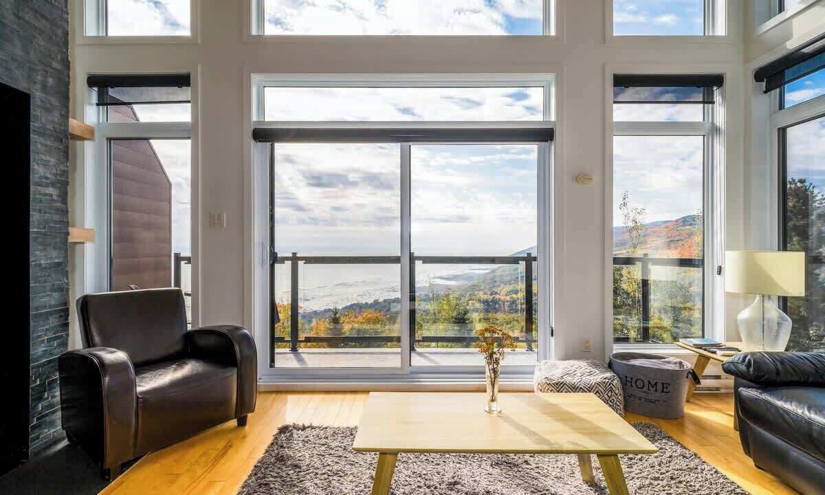 Photo of Livingroom in Petite-Riviere-Saint-Francois