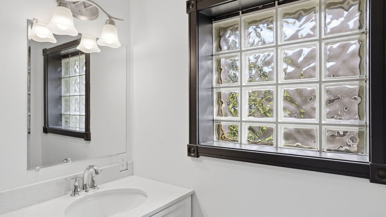 Photo of Bathroom in The Blue Mountains