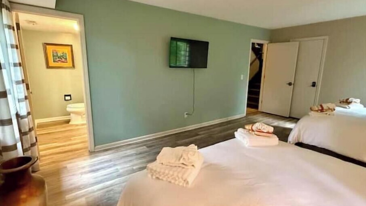 Photo of Bedroom in Chertsey