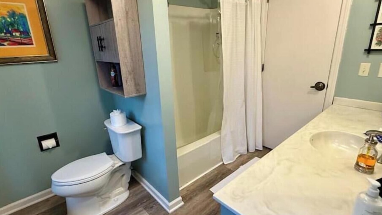 Photo of Bathroom in Chertsey