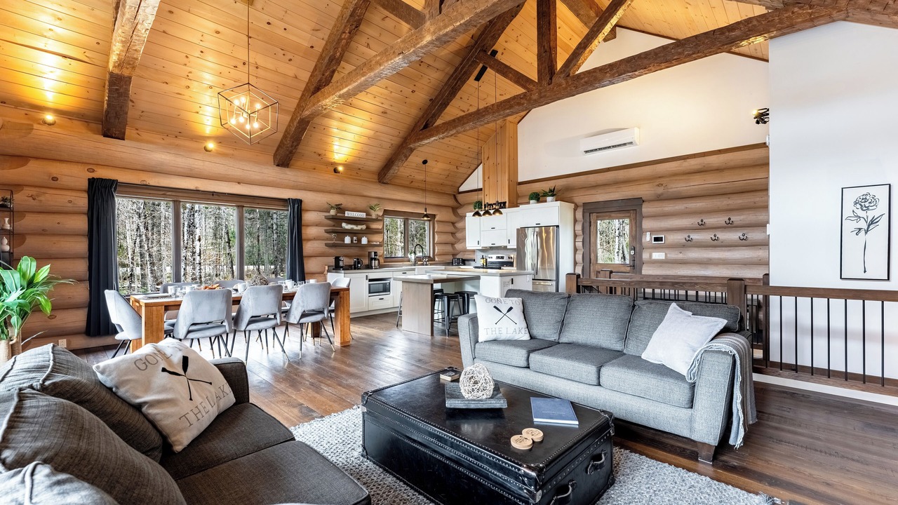 Photo of Livingroom in Saint-Faustin-Lac-Carre