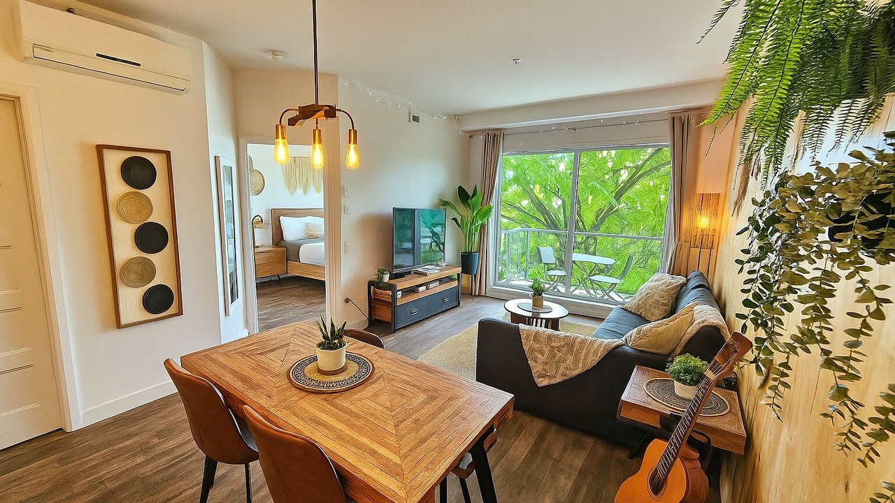 Photo of Livingroom in La Cite-Limoilou