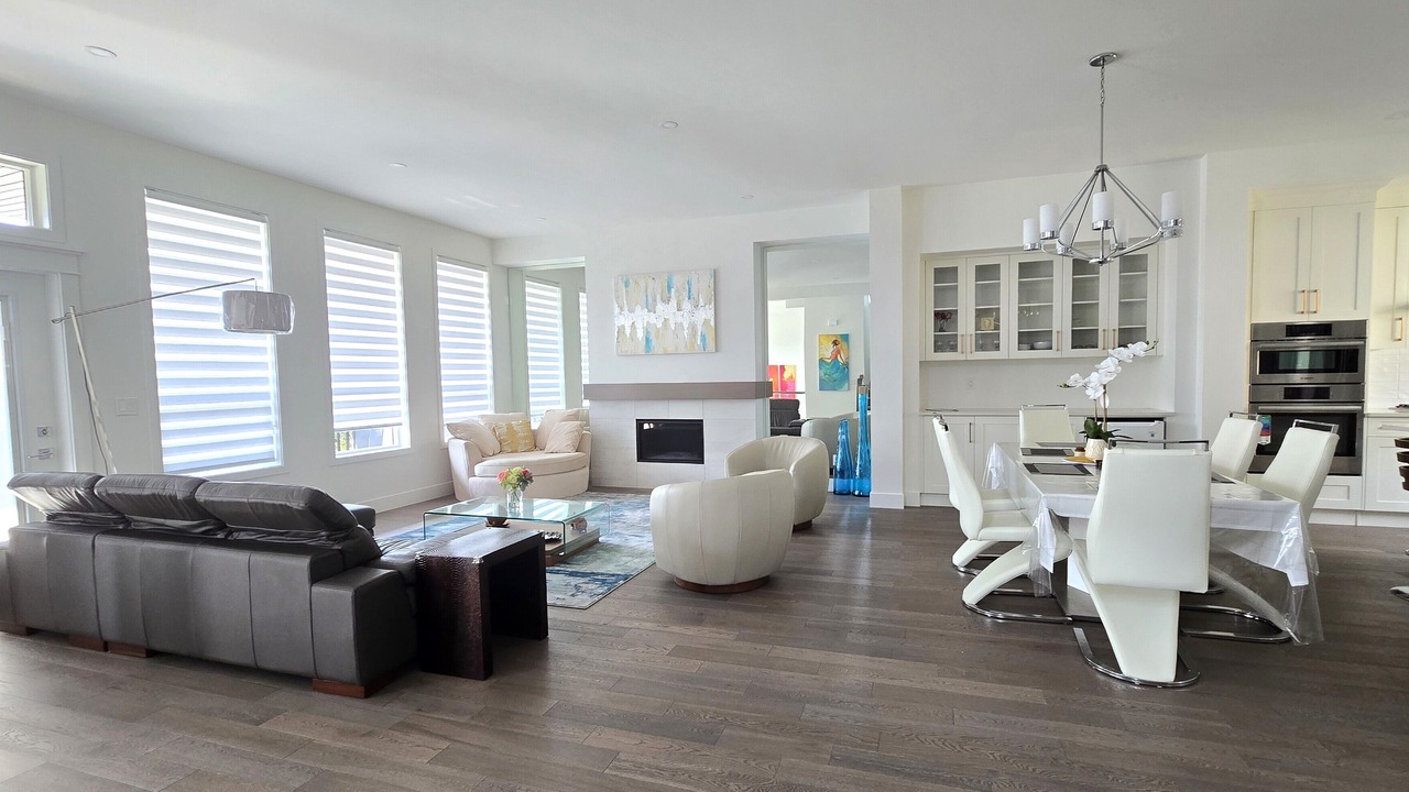 Photo of Livingroom in Burke Mountain