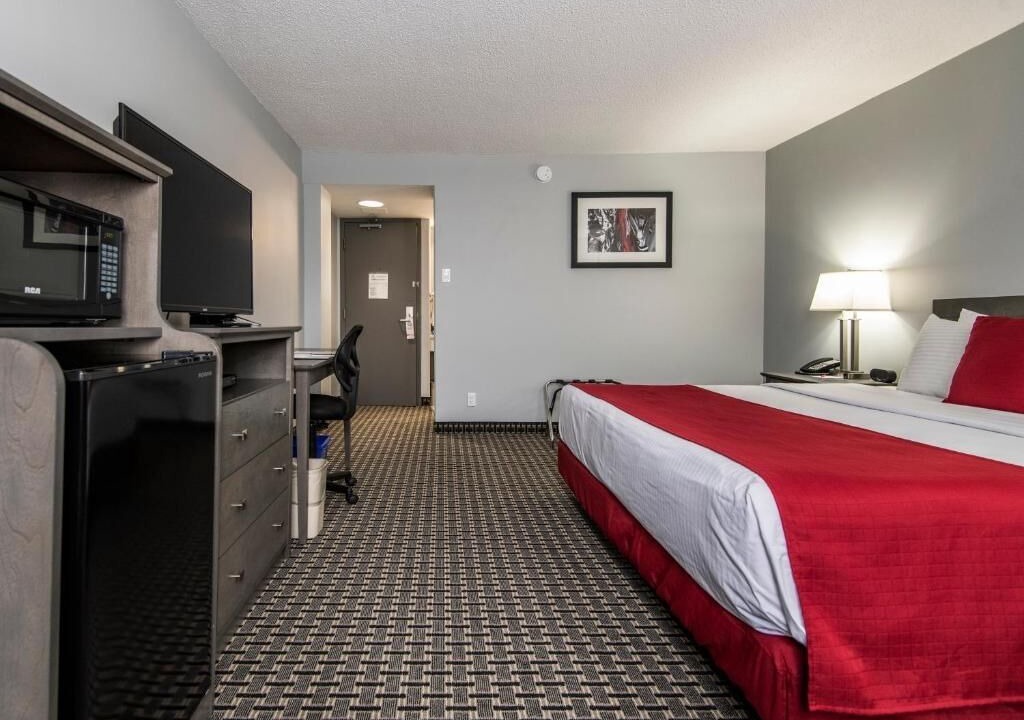 Photo of Bedroom in Grande Prairie