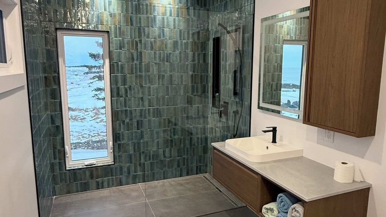 Photo of Bathroom in Caraquet