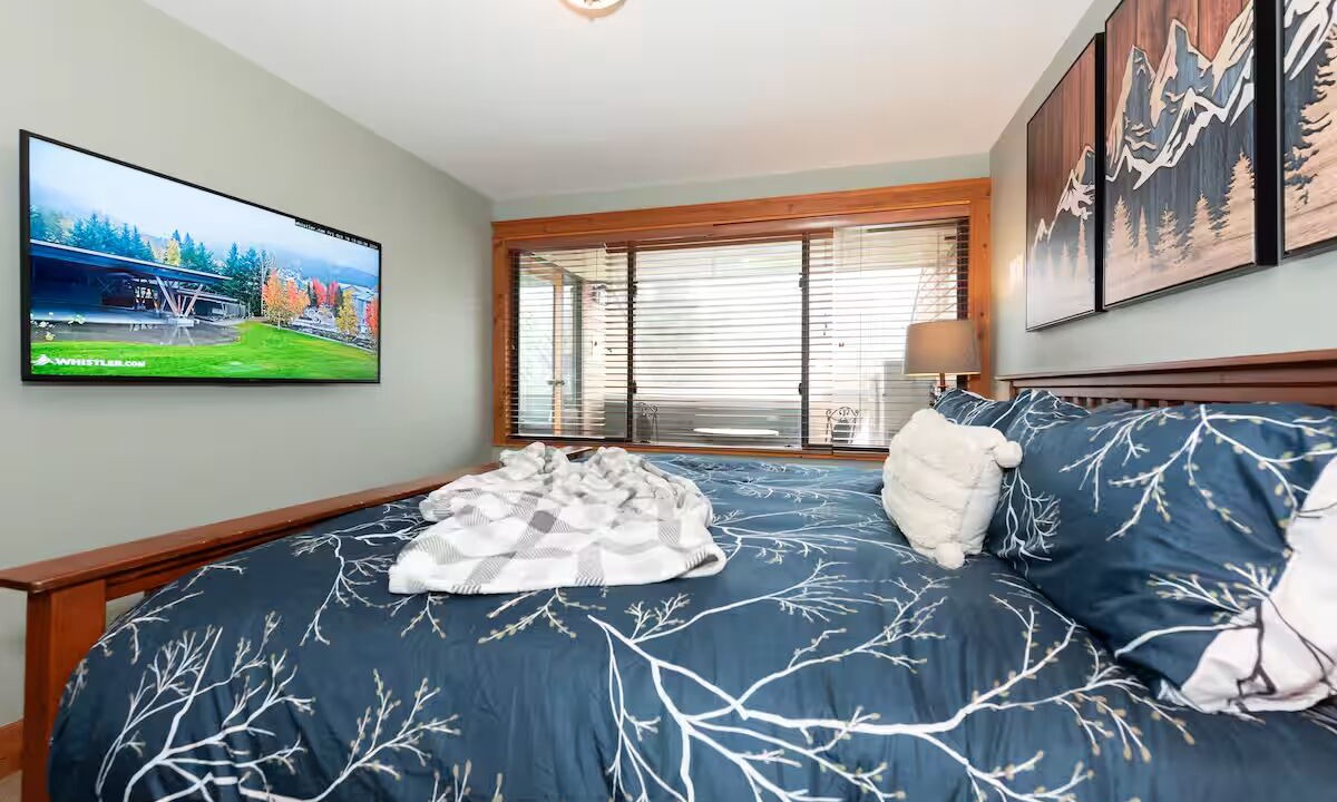 Photo of Bedroom in Whistler Village