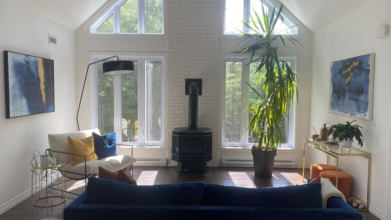 Photo of Livingroom in Georgeville