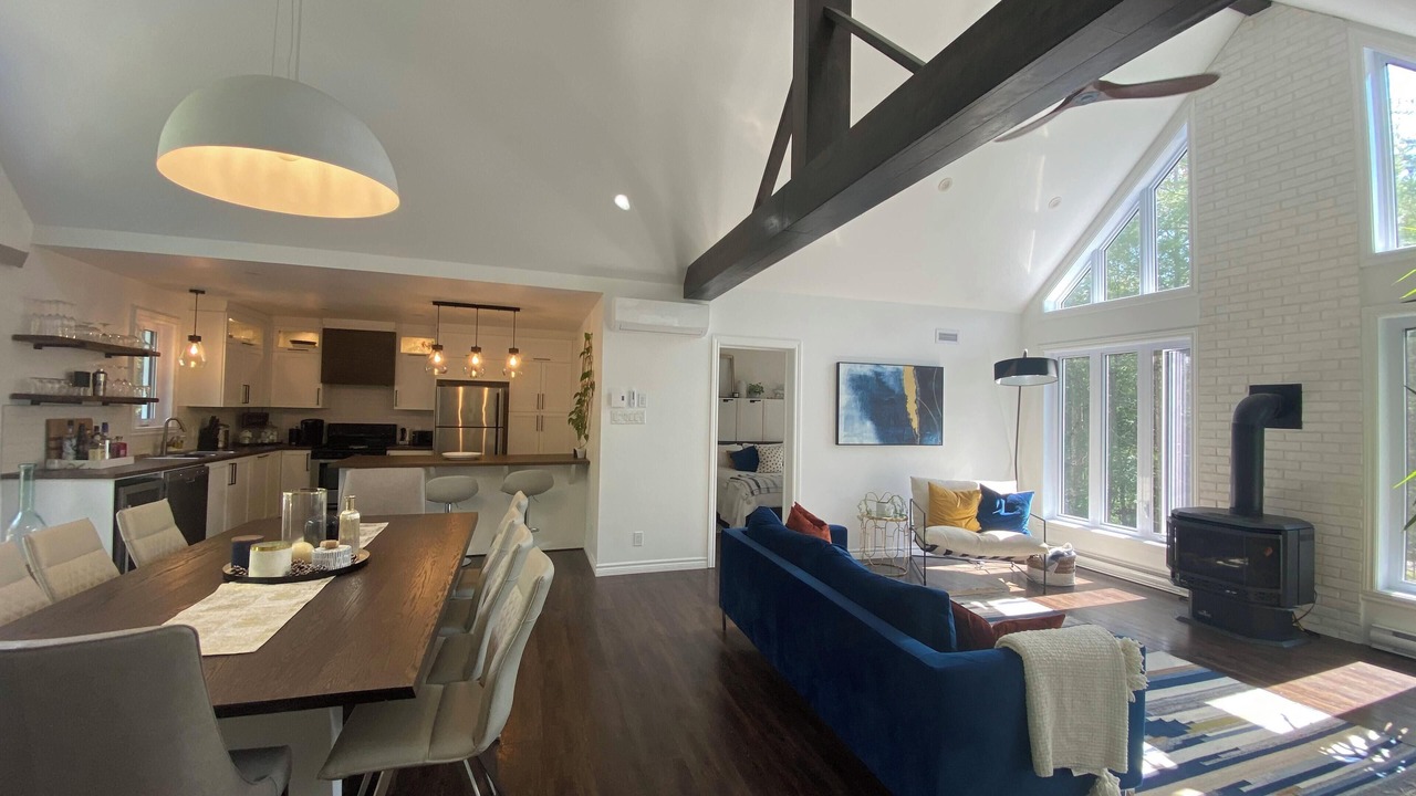 Photo of Livingroom in Georgeville