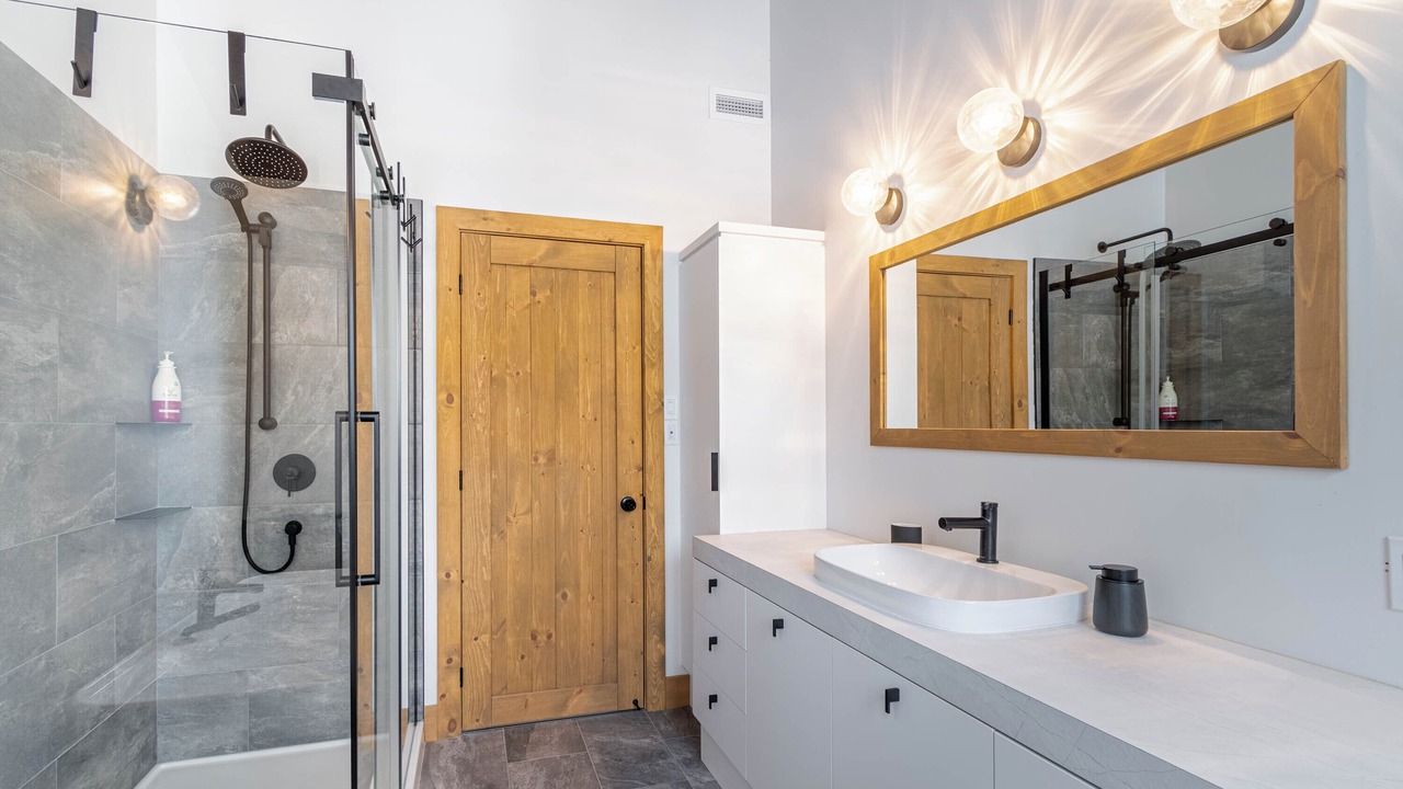 Photo of Bathroom in Saint-Raymond