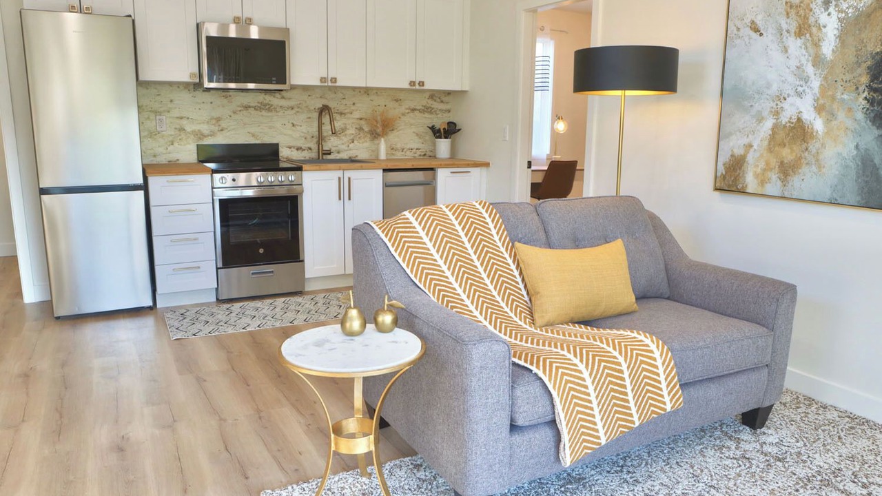 Photo of Livingroom in Shawnigan Lake