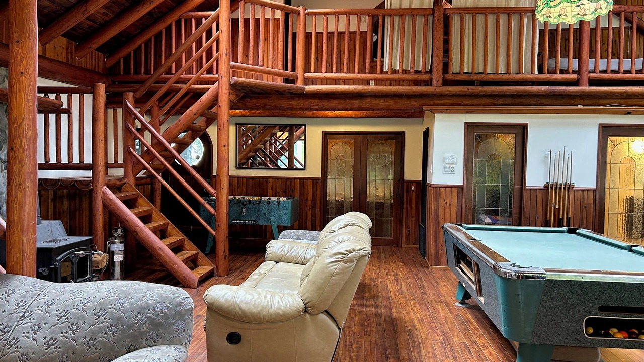 Photo of Bedroom in Burke Mountain